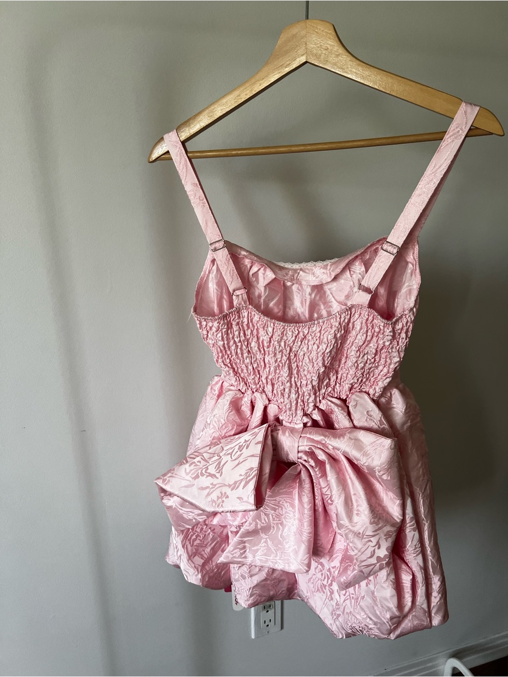 Pink Textured Bubble Hem Mini Dress - Picture 2 of 3
